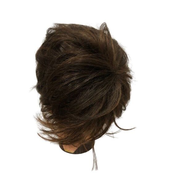 Toni Brattin Brown Hair Wig Short - Picture 6 of 6